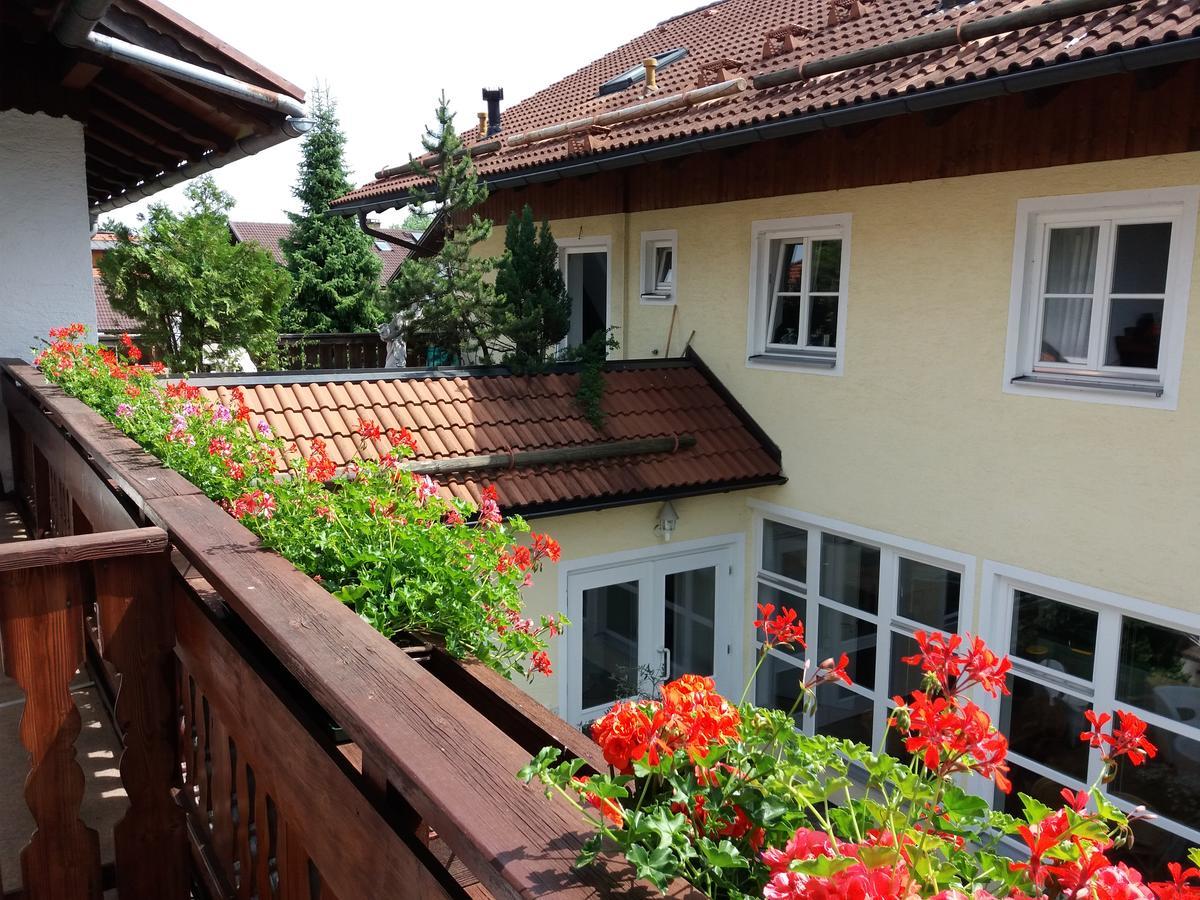 Dreibettzimmer mit Balkon