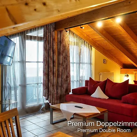 Landhotel Guglhupf-2